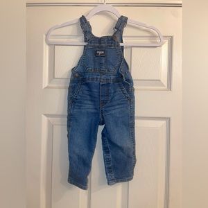 Baby boy 12m Oshkosh B’gosh Demin overalls EUC
